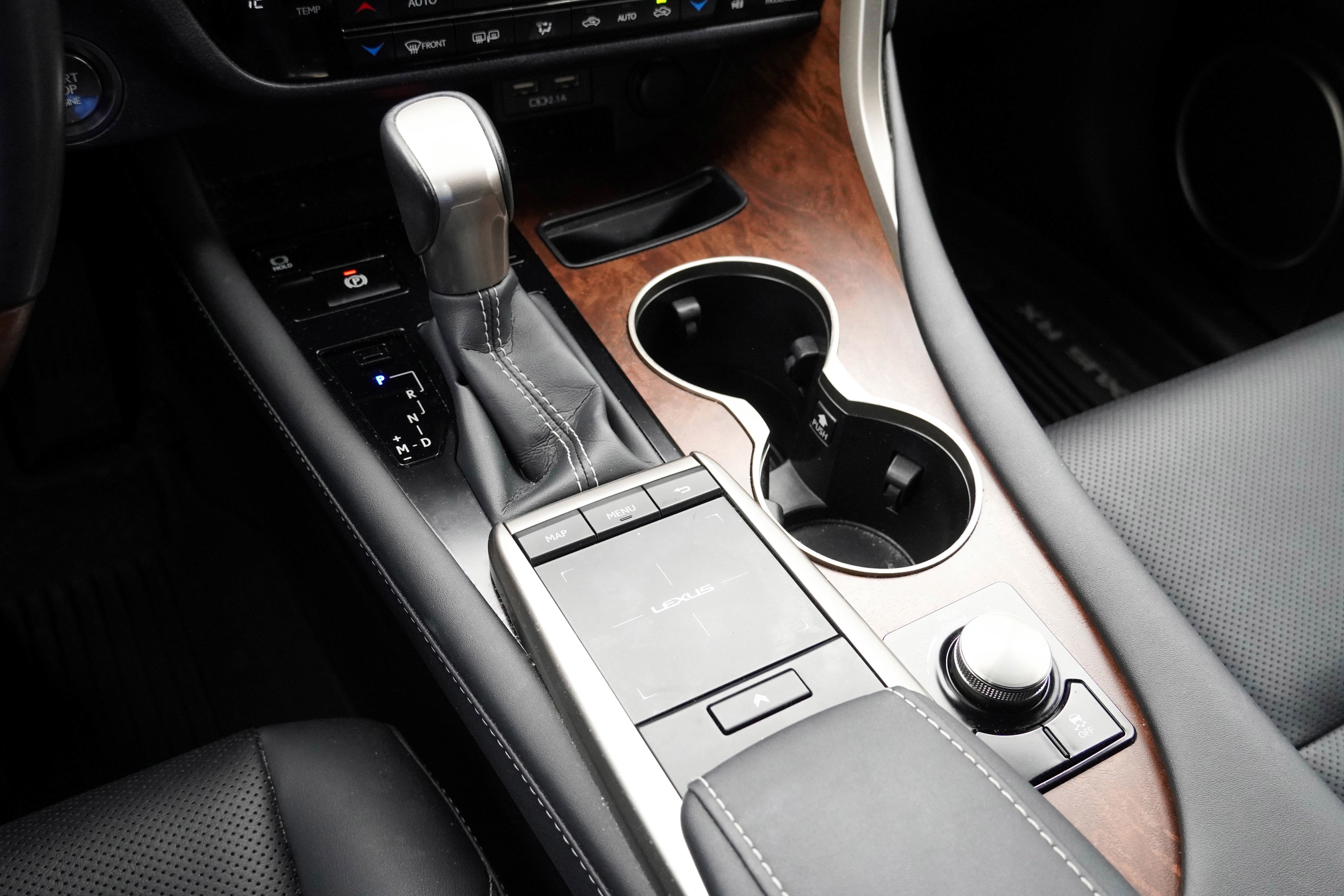 Used 2022 Lexus RX 350L 350L w/ Premium Package image 28