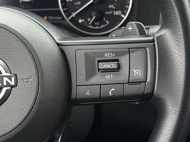 Used 2024 Nissan Rogue S AWD/4WD image 14