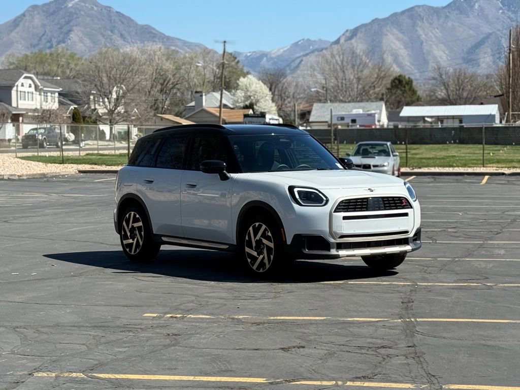 Certified 2025 MINI Cooper Countryman S image 3
