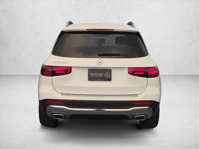 New 2026 Mercedes-Benz GLB 250 image 7
