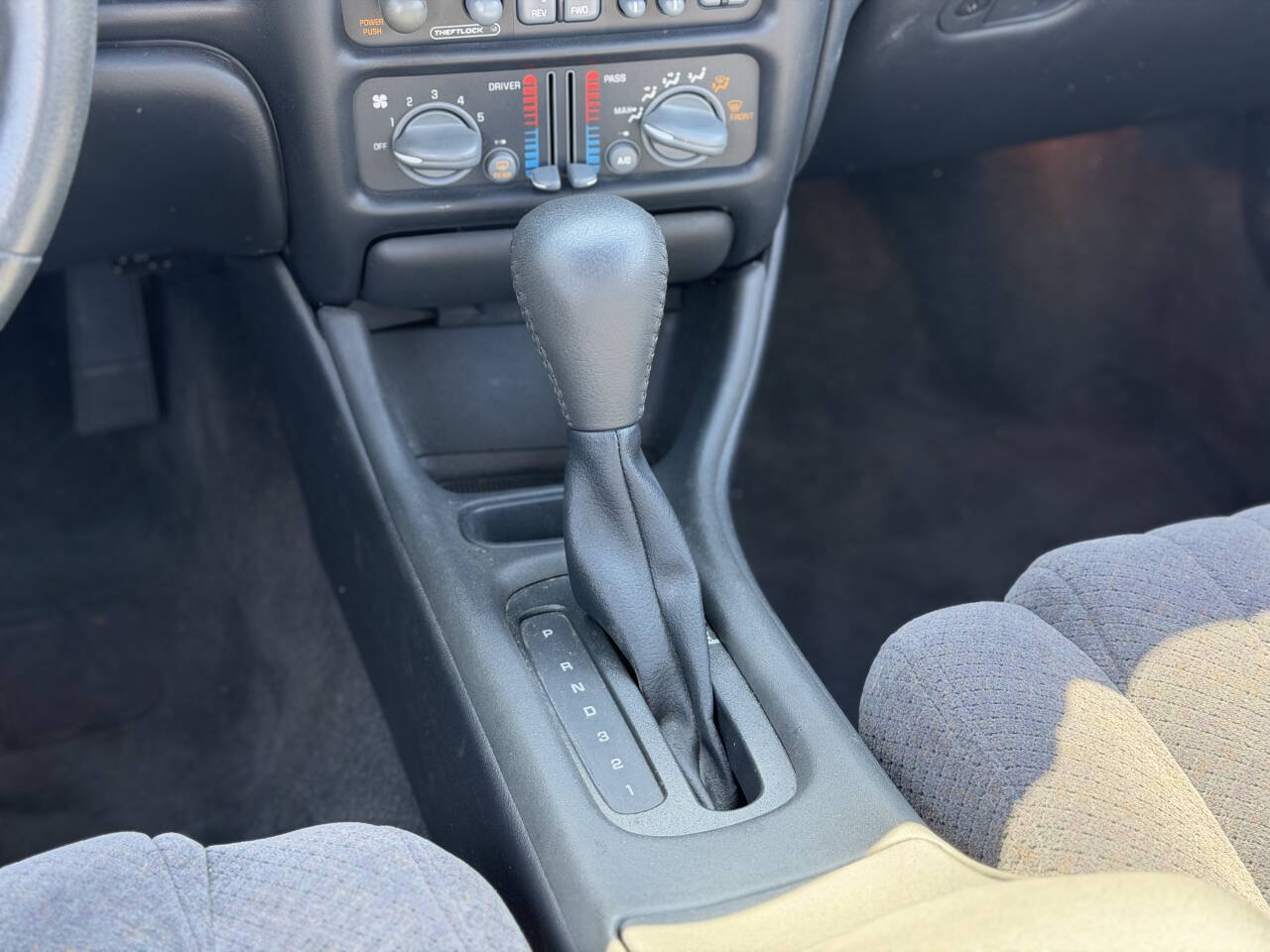 Used 2002 Pontiac Grand Prix GT FWD image 37