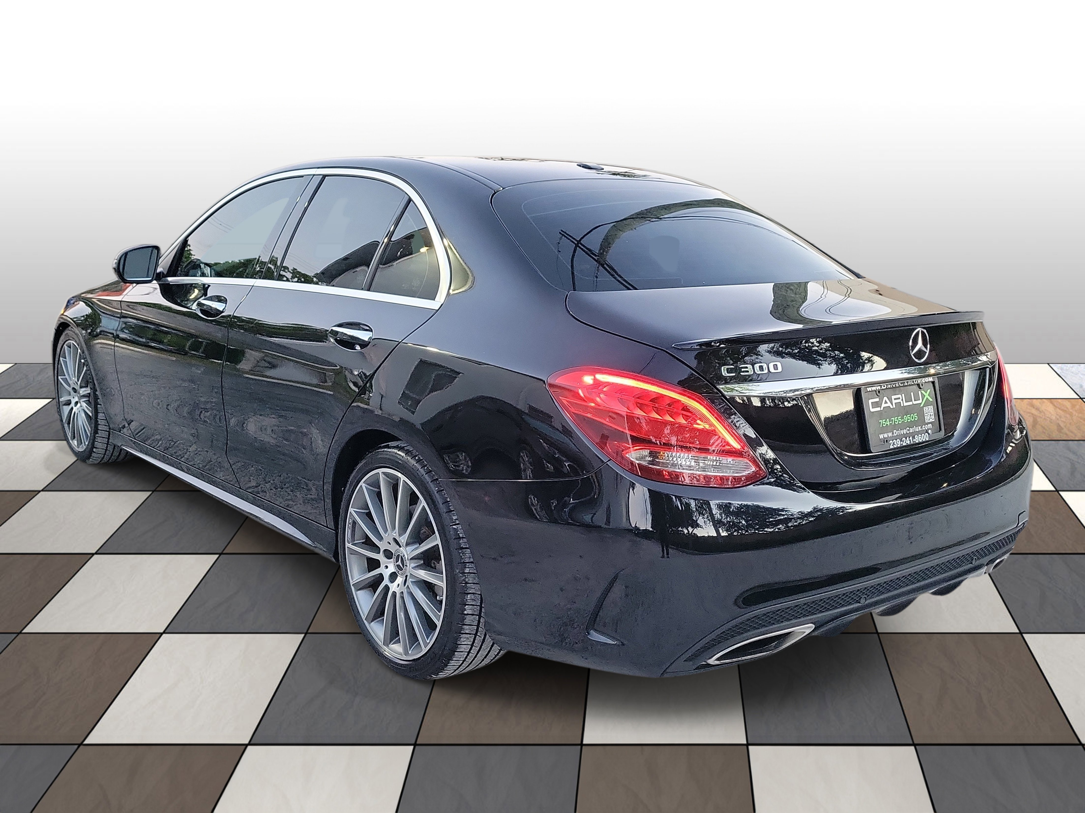 Used 2018 Mercedes-Benz C 300 Sedan image 6