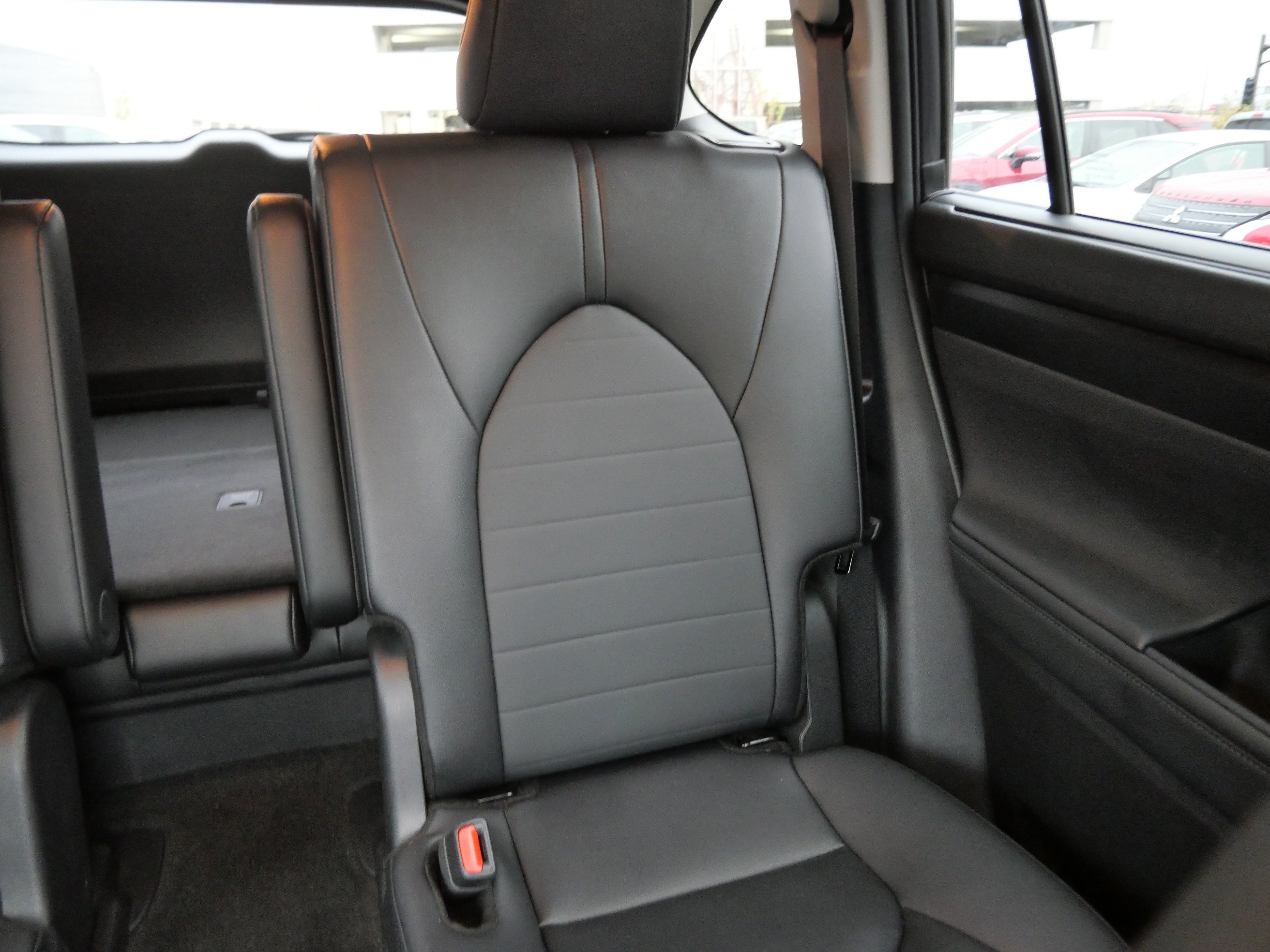 Used 2025 Toyota Highlander XLE AWD/4WD image 15