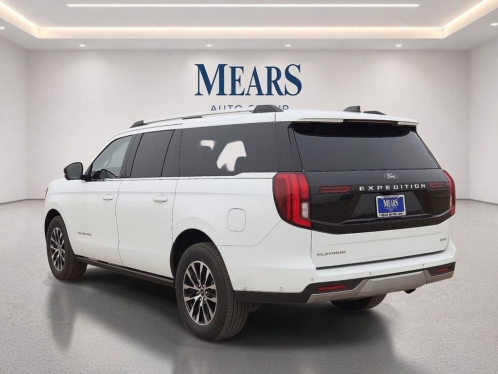 Used 2025 Ford Expedition Max Platinum AWD/4WD image 3