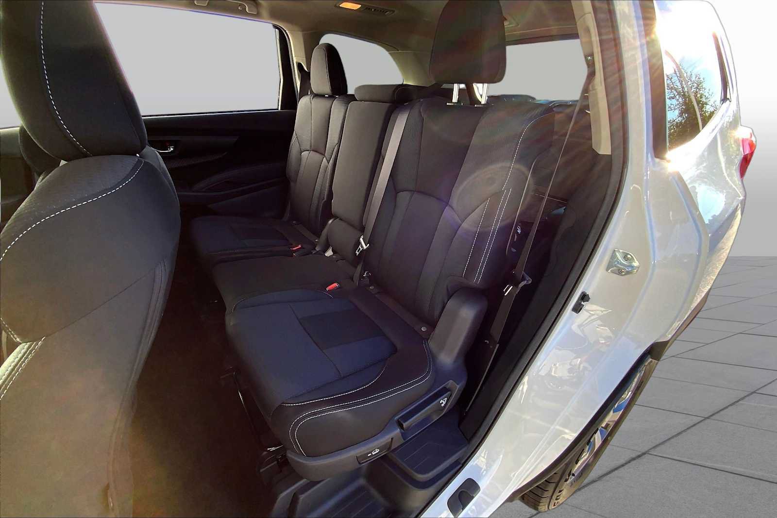 Used 2024 Subaru Ascent Premium w/ Convenience Package AWD/4WD image 20