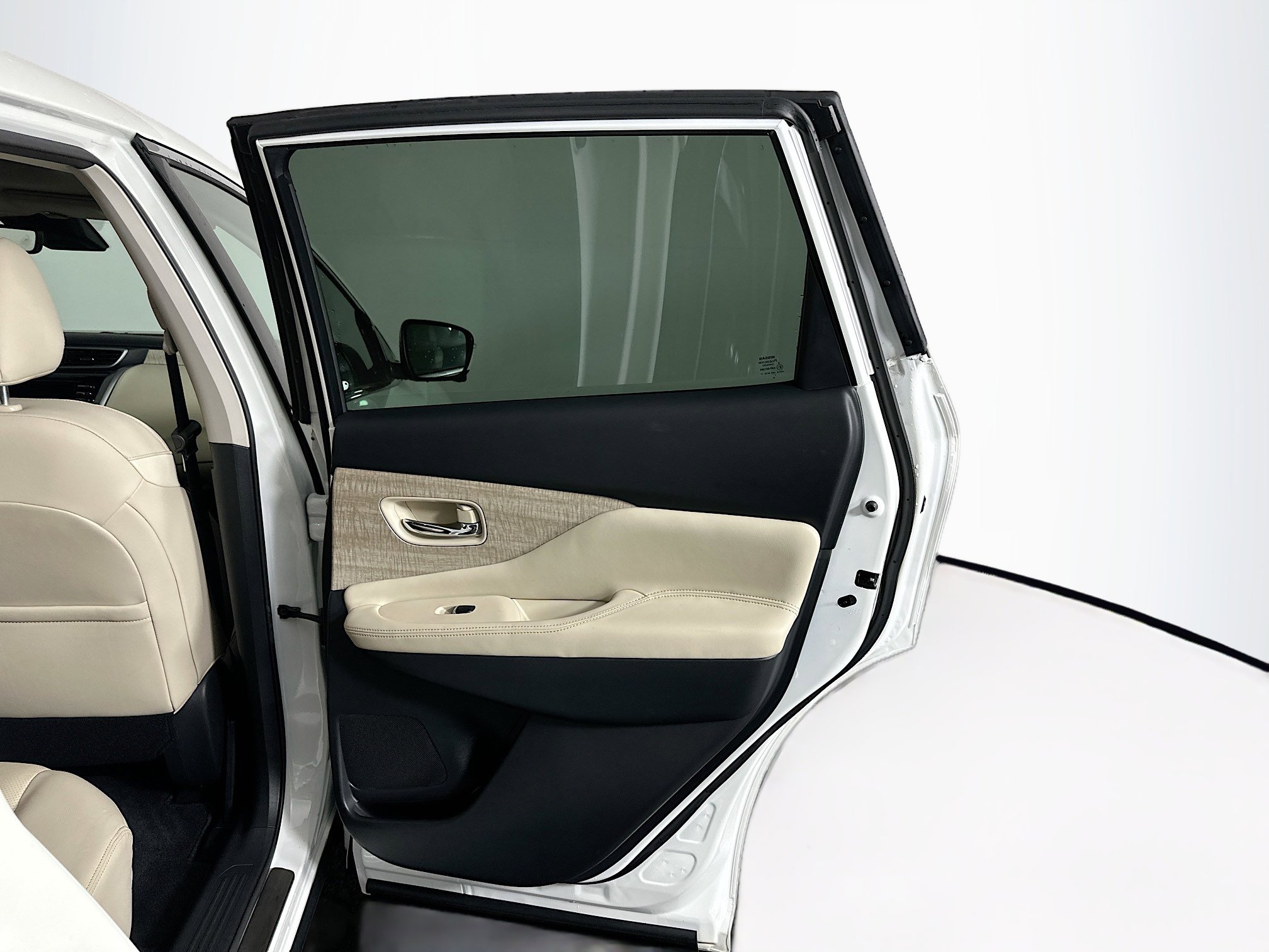 Used 2024 Nissan Murano SL image 32