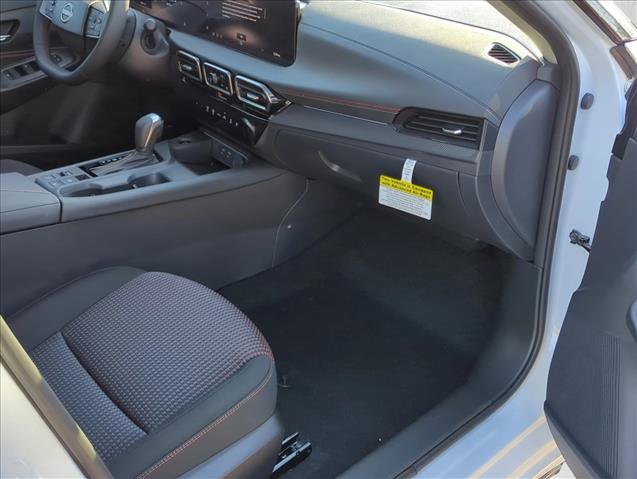 New 2026 Nissan Sentra SR w/ Floor Mat Package image 16