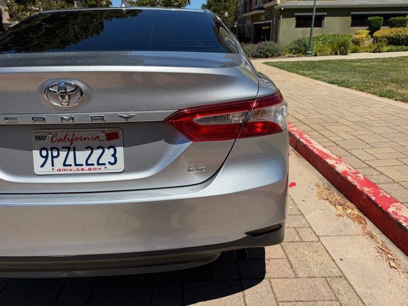 Used 2019 Toyota Camry LE w/ Carpet Mat Package FWD image 22