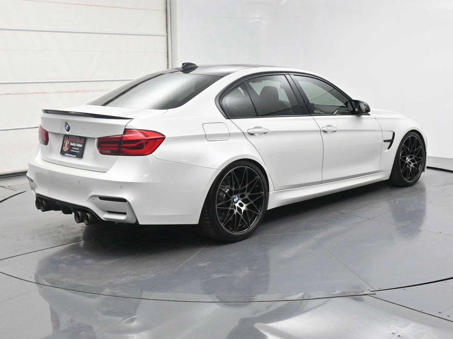 Used 2018 BMW M3 RWD image 27