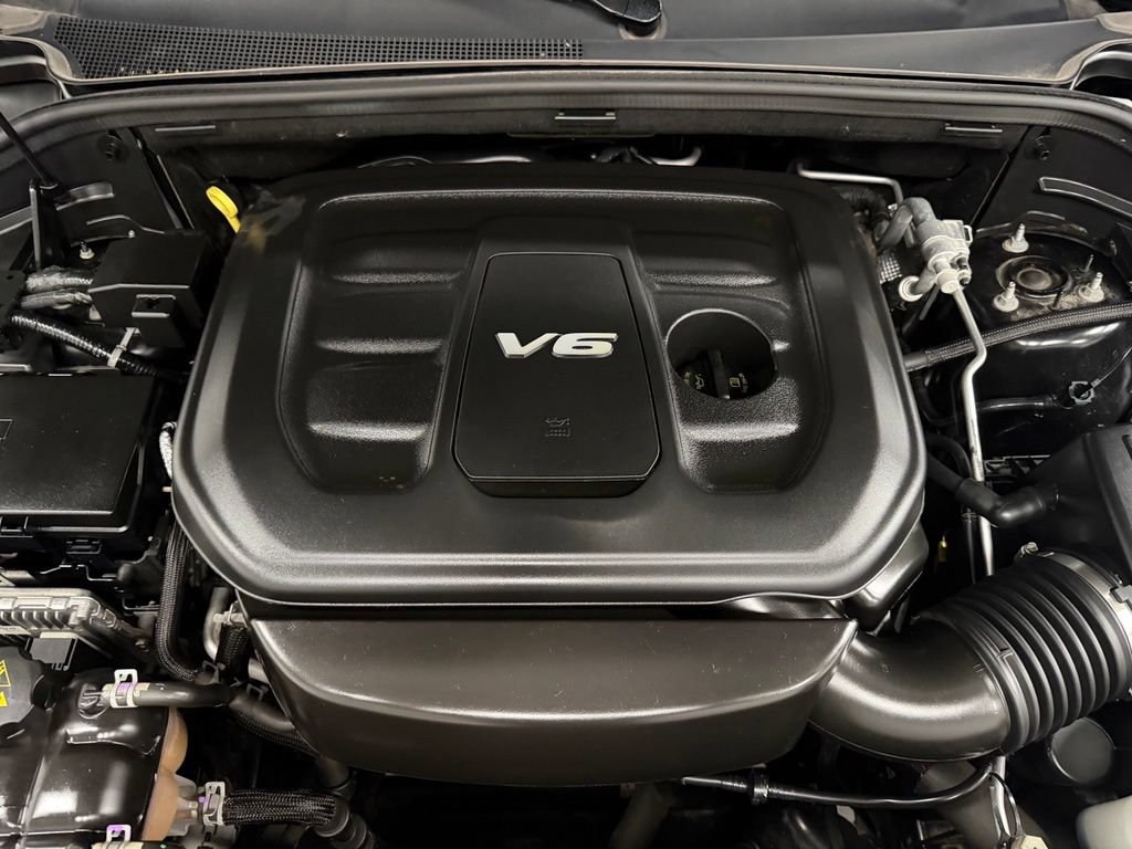 Used 2016 Jeep Grand Cherokee Laredo 75th Anniversary AWD/4WD image 9