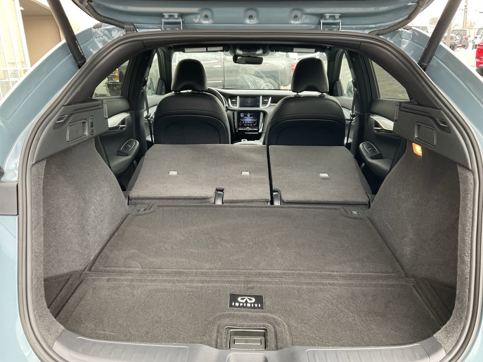 Used 2024 INFINITI QX55 Luxe w/ Cargo Package image 25