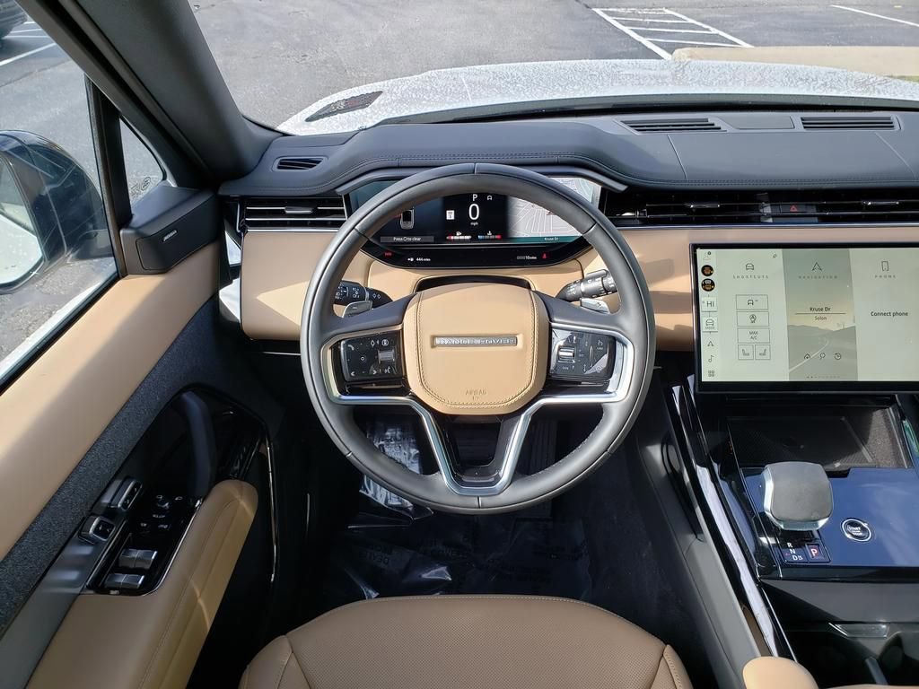 New 2026 Land Rover Range Rover Sport SE image 14