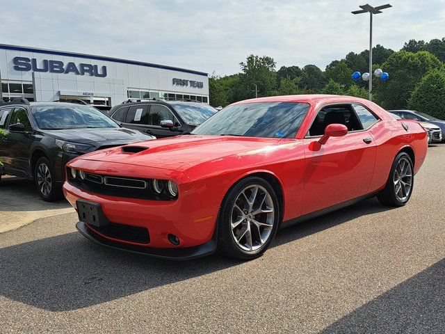 Used 2022 Dodge Challenger GT RWD image 2