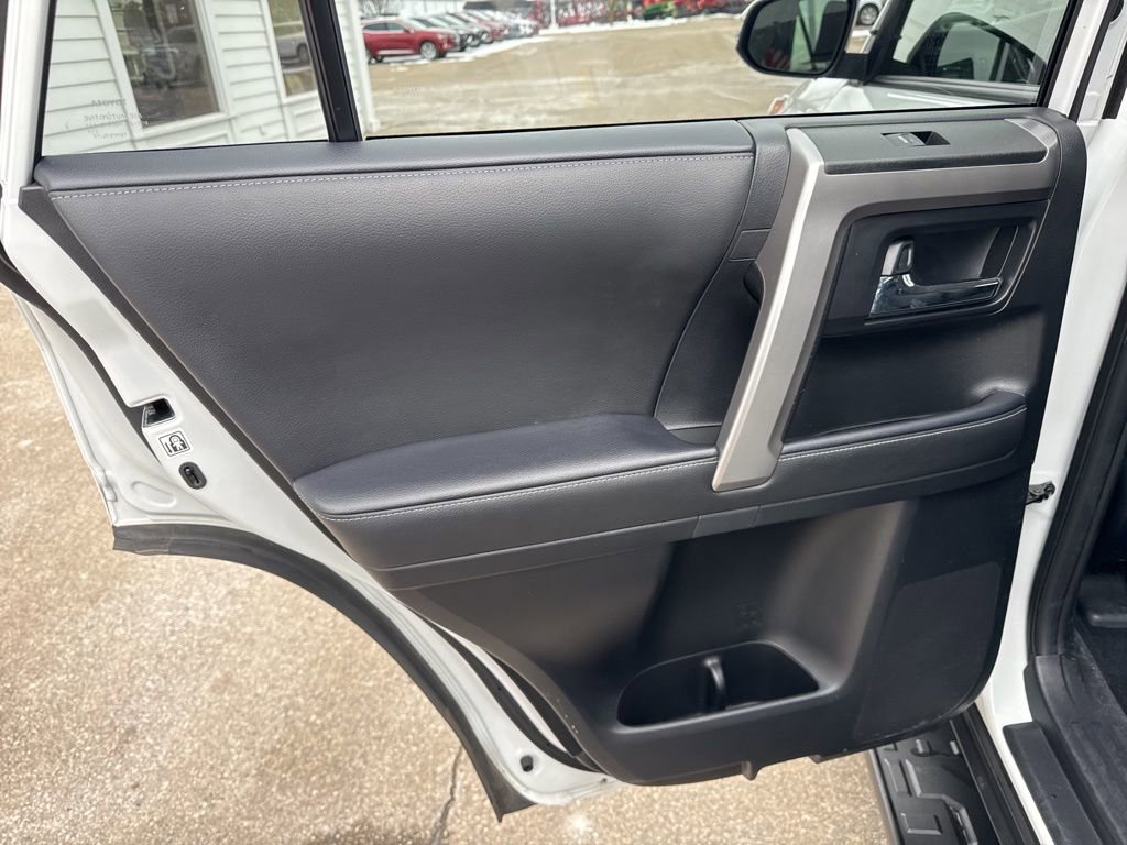Used 2024 Toyota 4Runner SR5 Premium image 29