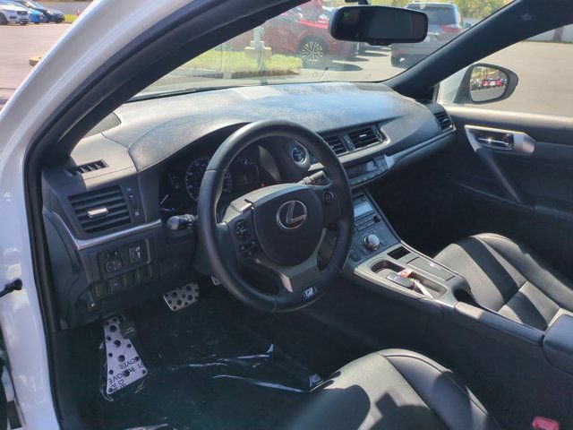 Used 2015 Lexus CT 200h w/ F Sport w/Nuluxe Interior FWD image 13