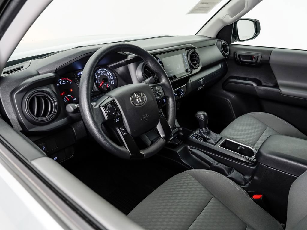Used 2022 Toyota Tacoma SR RWD image 4