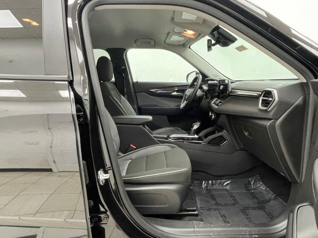 New 2026 Chevrolet TrailBlazer LT w/ Convenience Package image 14