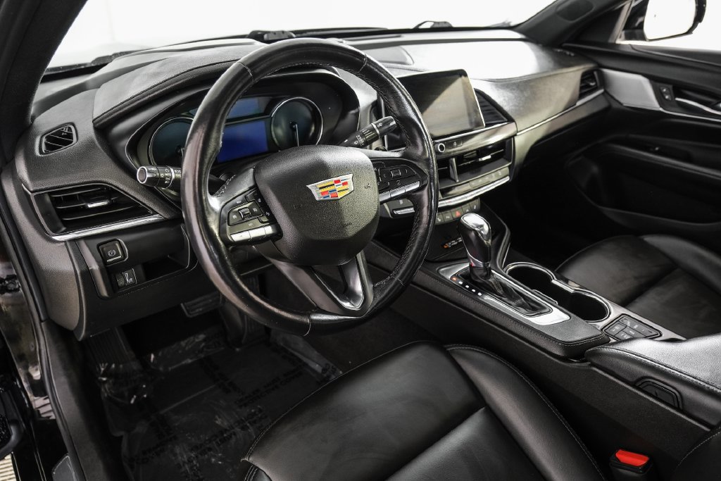 Used 2023 Cadillac CT4 Luxury w/ Sun And Sound Package RWD image 3
