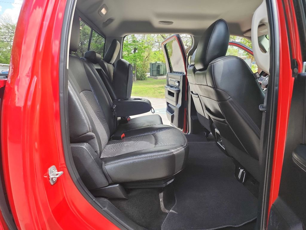 Used 2014 RAM 1500 Laramie image 38