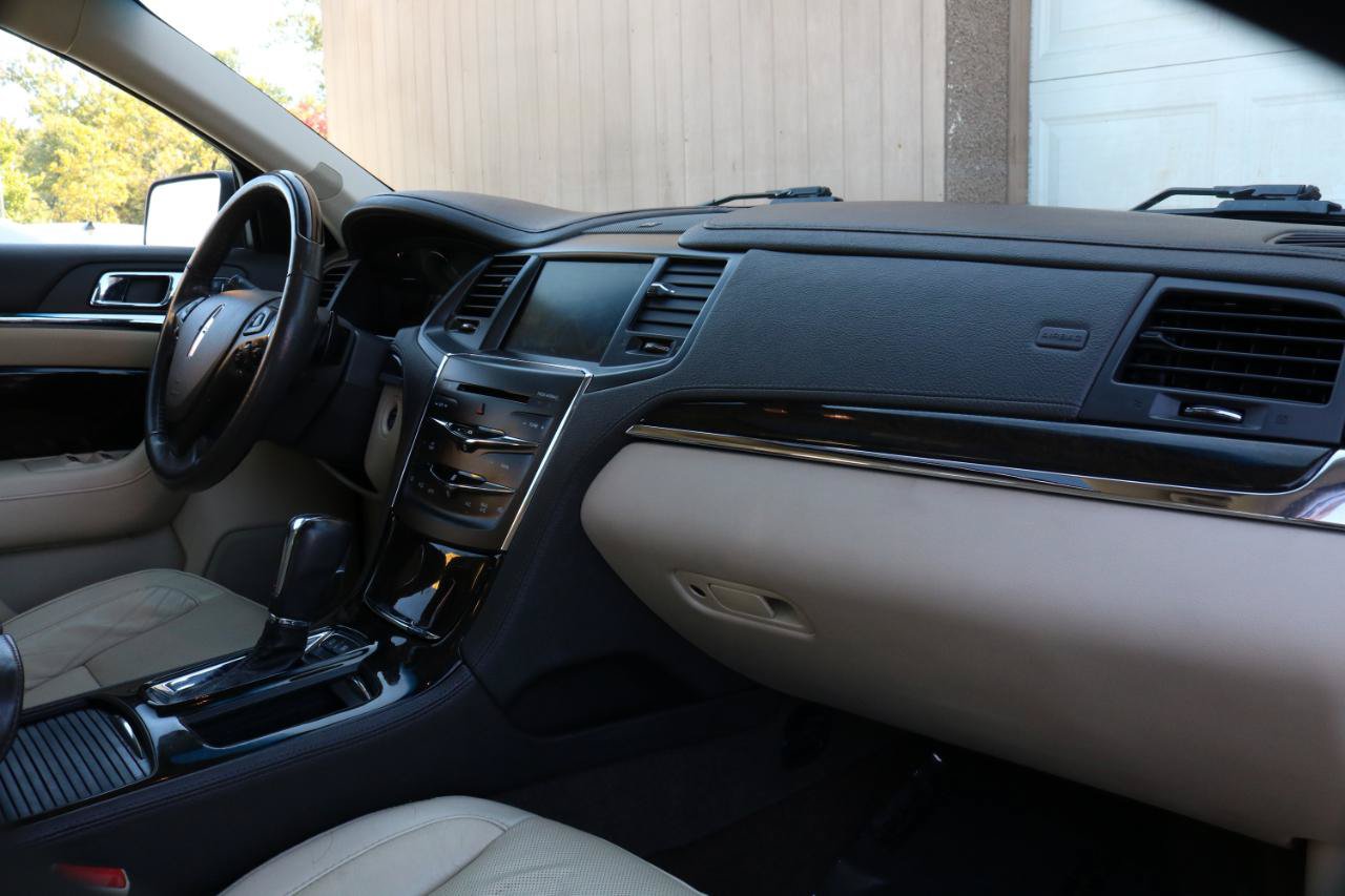 Used 2015 Lincoln MKS AWD w/ Equipment Group 201A image 45