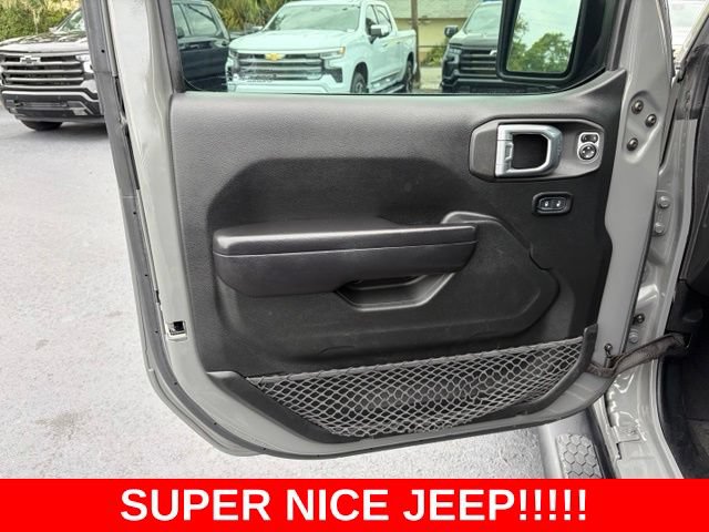 Used 2021 Jeep Wrangler Unlimited Sport AWD/4WD image 12