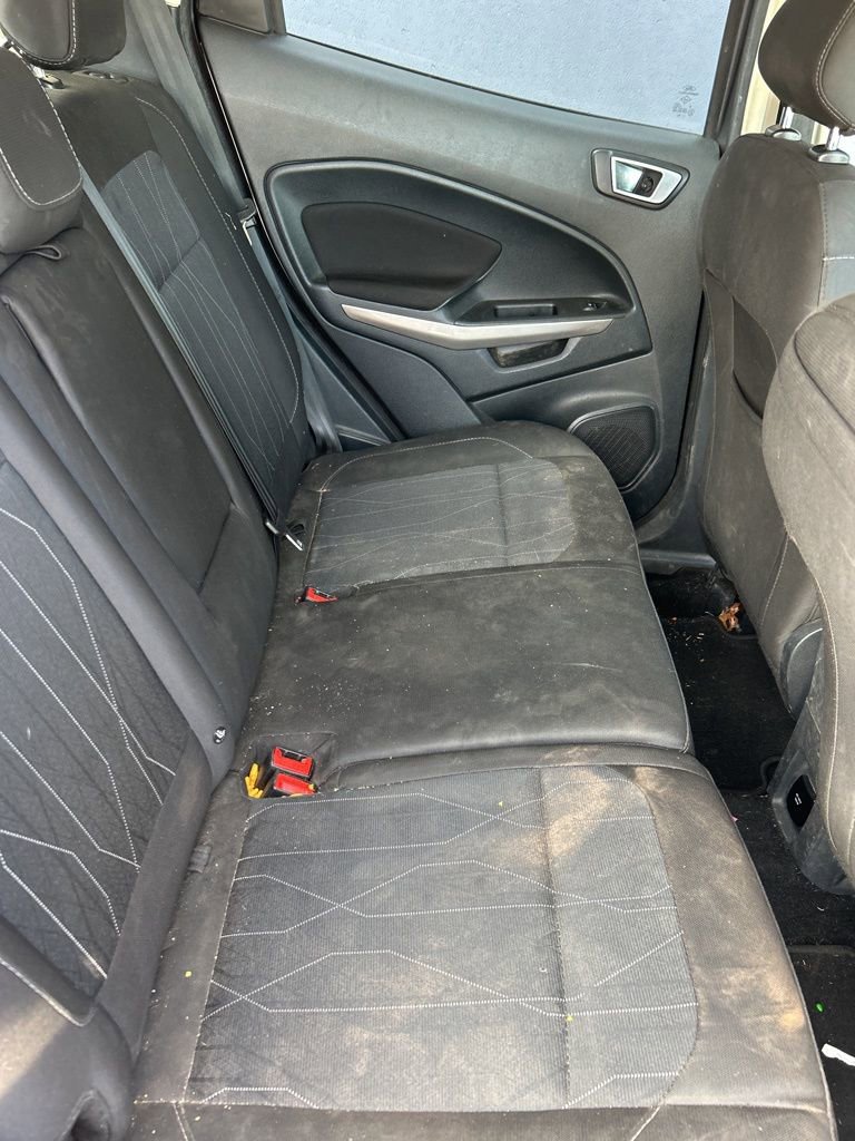 Used 2019 Ford EcoSport SE w/ SE Convenience Package image 13