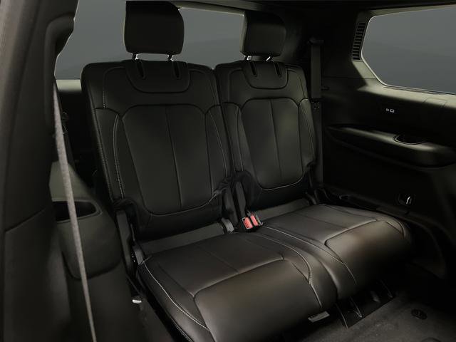 New 2025 Jeep Grand Cherokee L Limited w/ Trailer Tow Package image 32