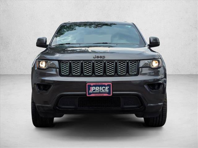 Used 2017 Jeep Grand Cherokee Altitude AWD/4WD video 2