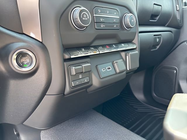 Used 2026 Chevrolet Silverado 2500 Custom w/ Custom Value Package image 33