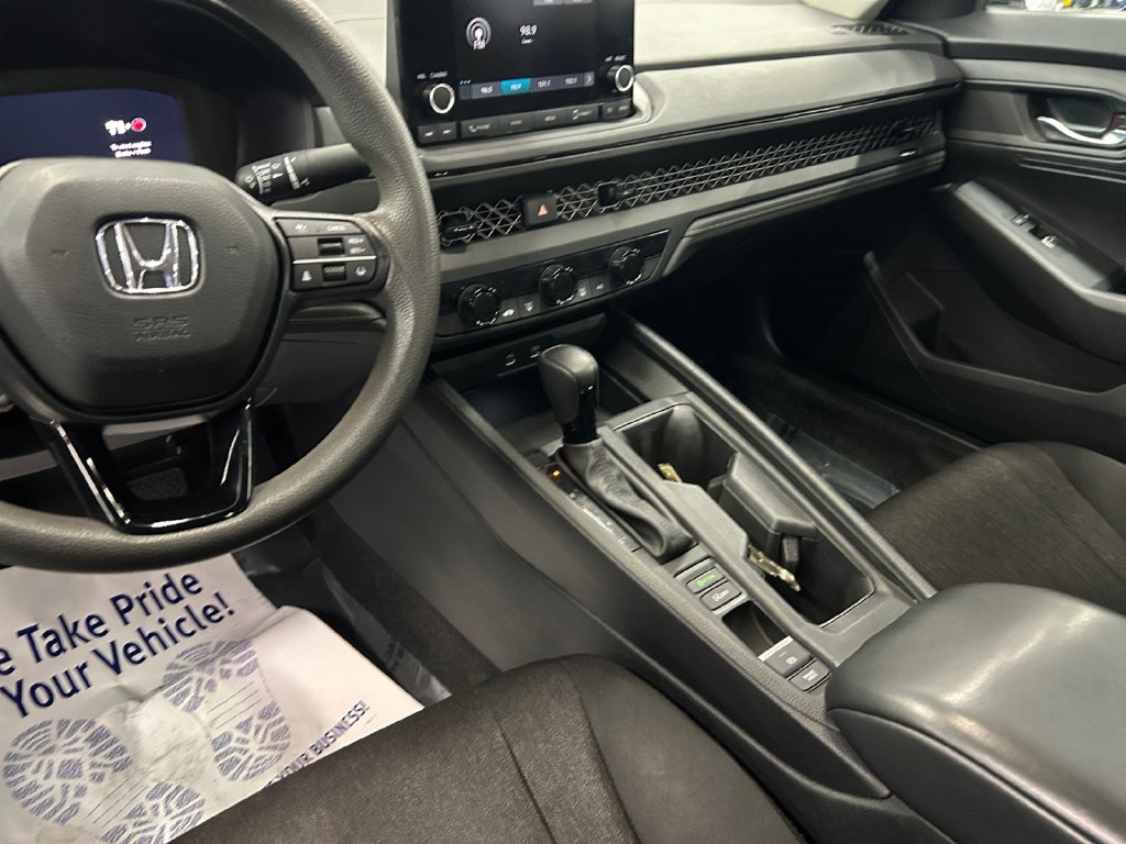 Used 2023 Honda Accord LX image 11