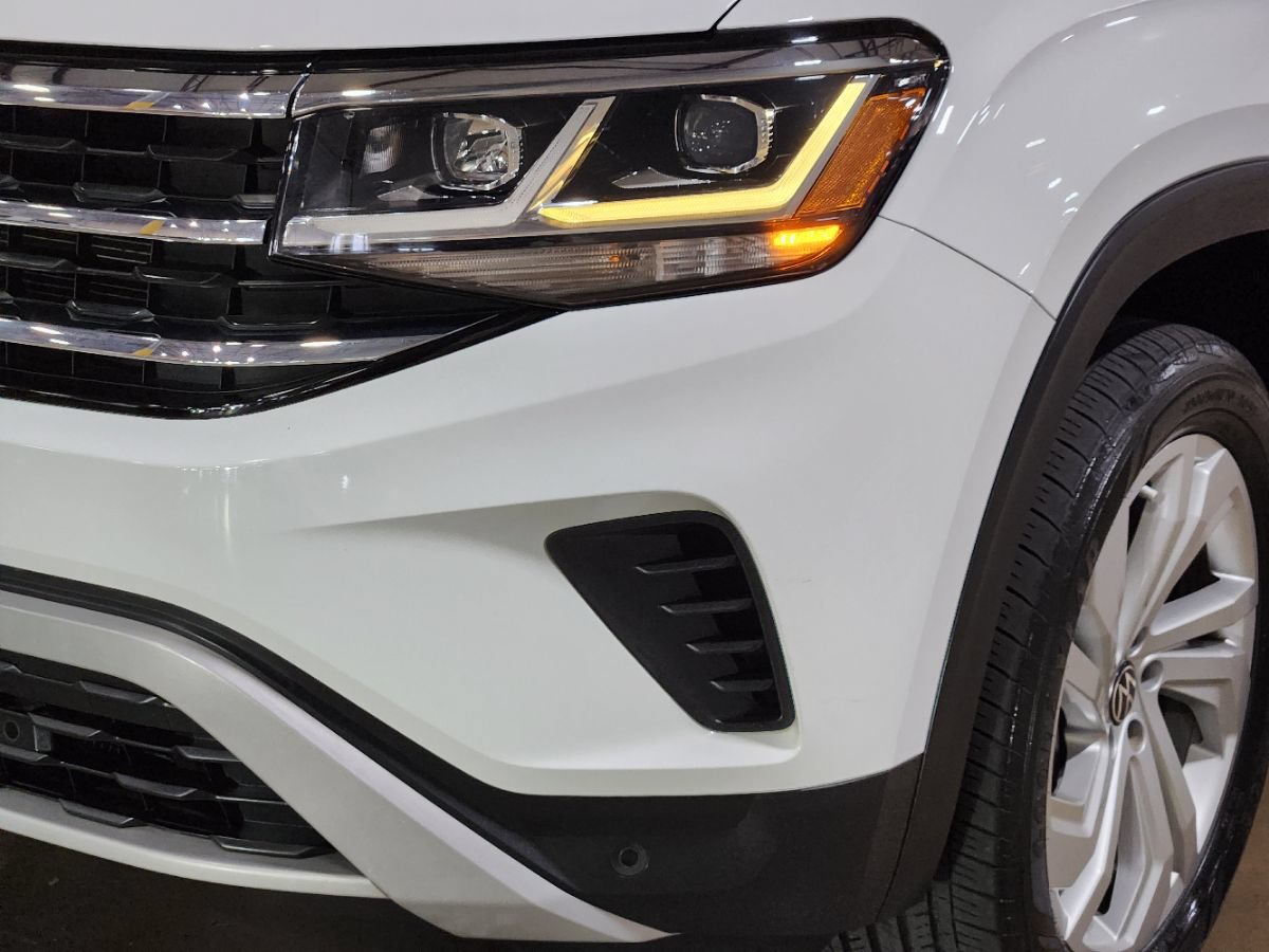 Used 2021 Volkswagen Atlas SE w/ Panoramic Sunroof Package FWD image 14