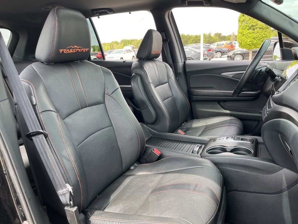 Certified 2023 Honda Passport TrailSport image 30