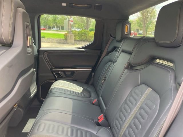 Used 2022 Rivian R1T Adventure image 29