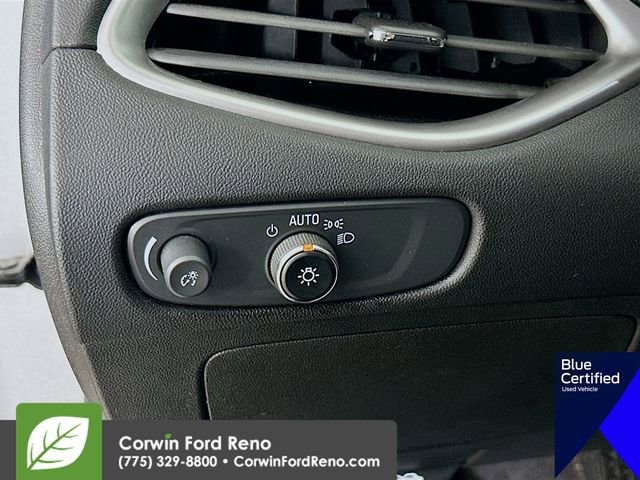 Used 2022 Chevrolet Malibu LT image 14