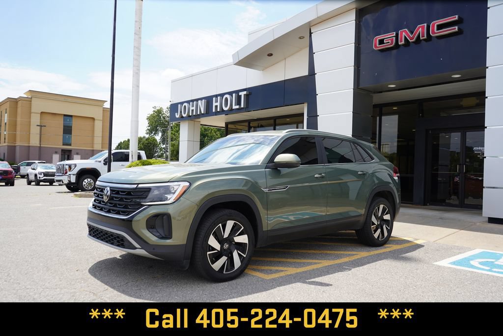Used 2026 Volkswagen Atlas Cross Sport SE FWD image 1