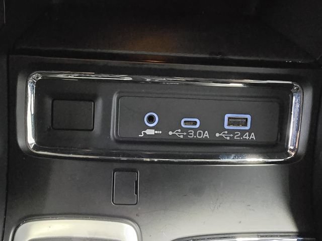 Used 2023 Subaru Ascent Limited AWD/4WD image 31