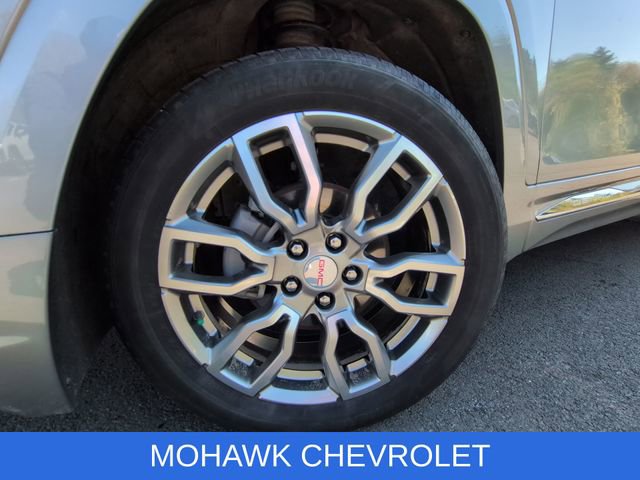 Certified 2023 GMC Terrain Denali w/ Denali Premium Package AWD/4WD image 35