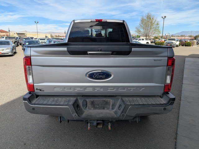 Used 2019 Ford F250 Lariat w/ Lariat Value Package image 4