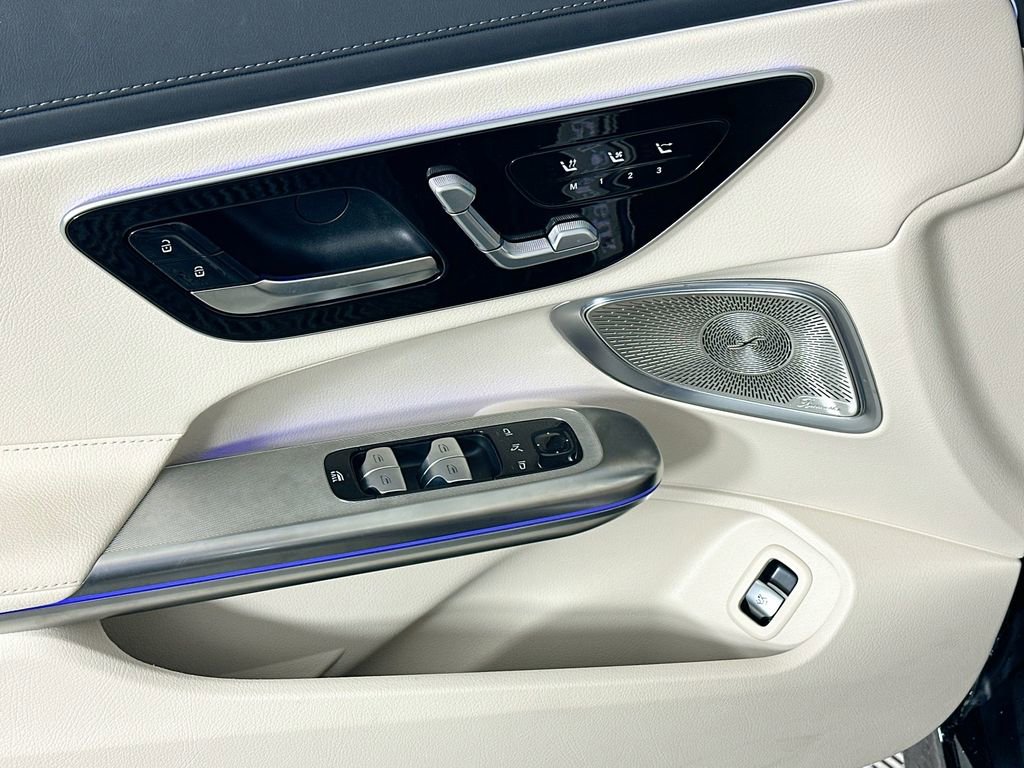 Certified 2025 Mercedes-Benz CLE 450 4MATIC Cabriolet image 18