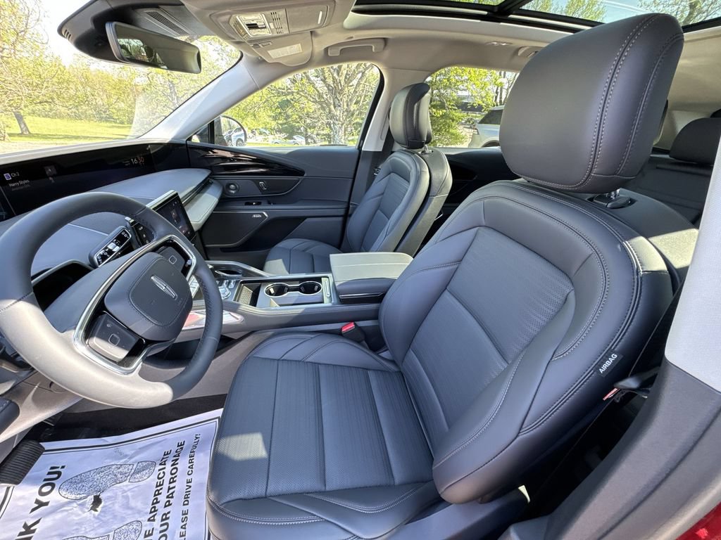 New 2026 Lincoln Nautilus Reserve w/ Jet Appearance Package AWD/4WD image 11