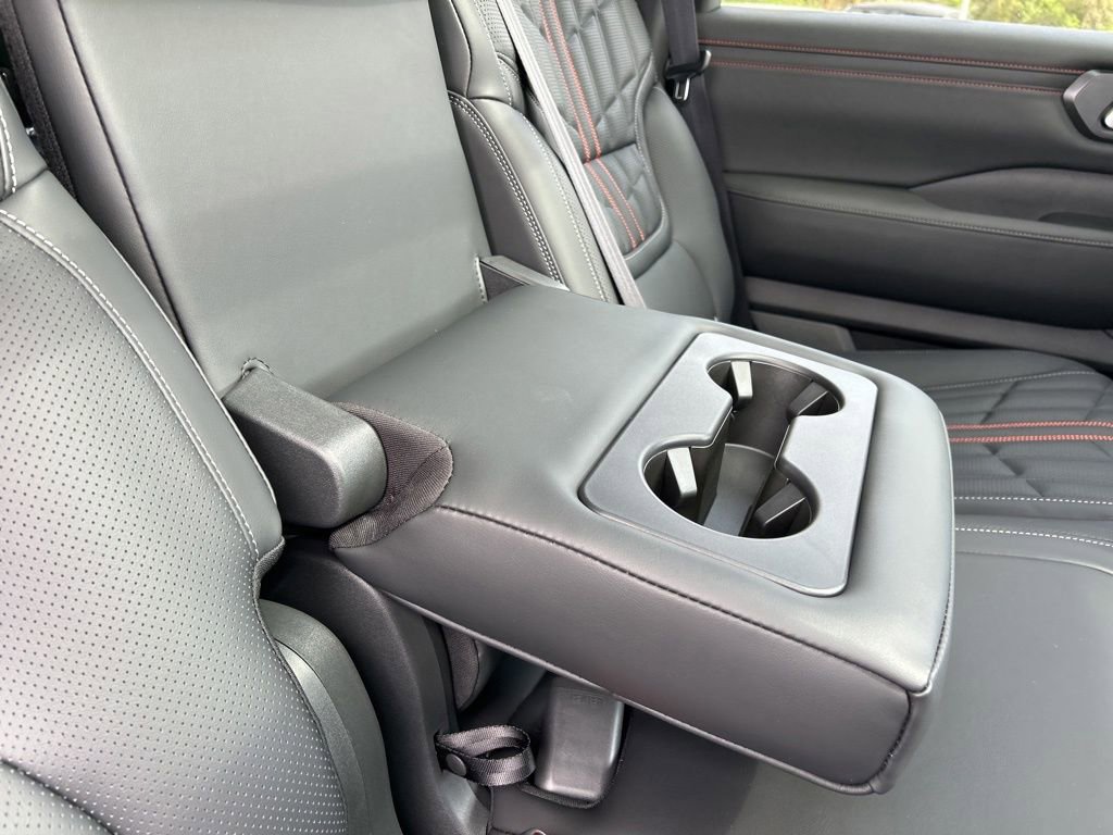 New 2025 Nissan Armada PRO-4X w/ Pro-4X Premium Package image 48