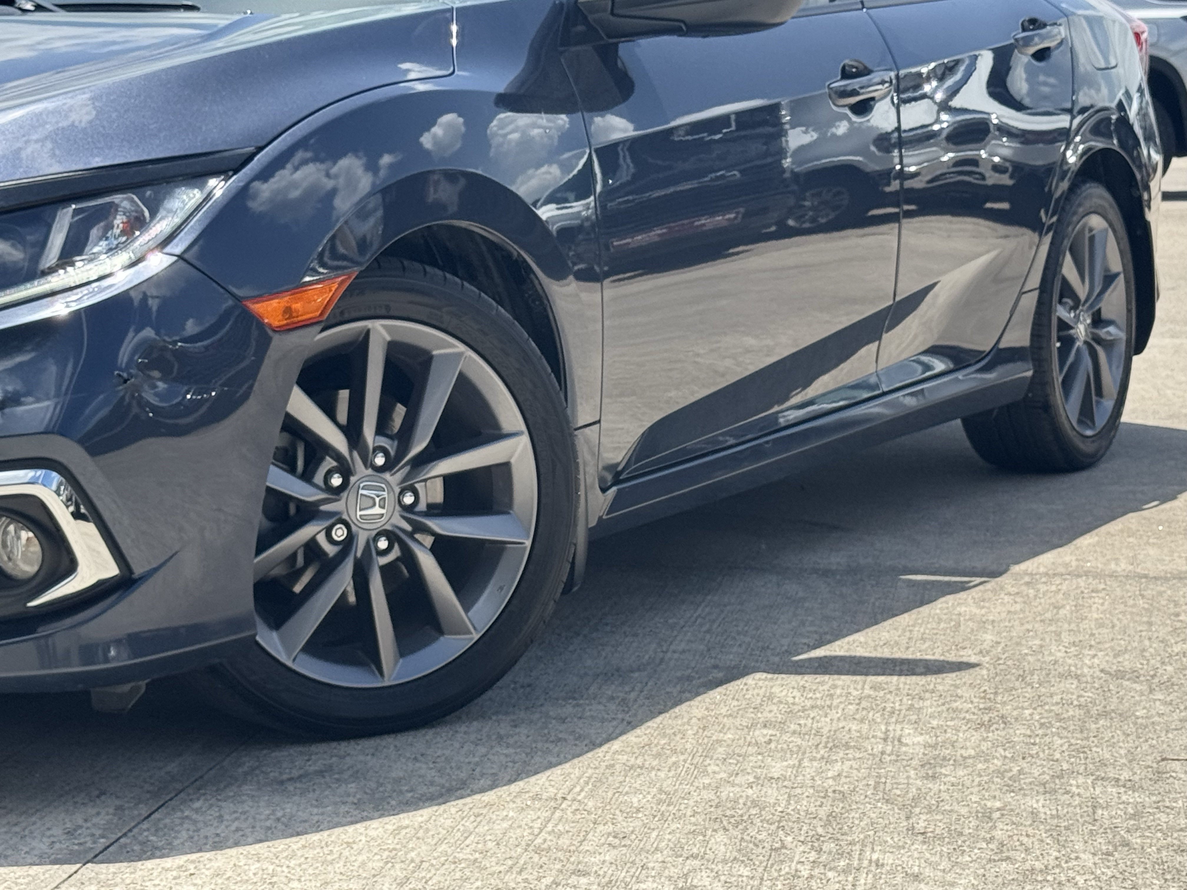 Used 2019 Honda Civic EX image 3