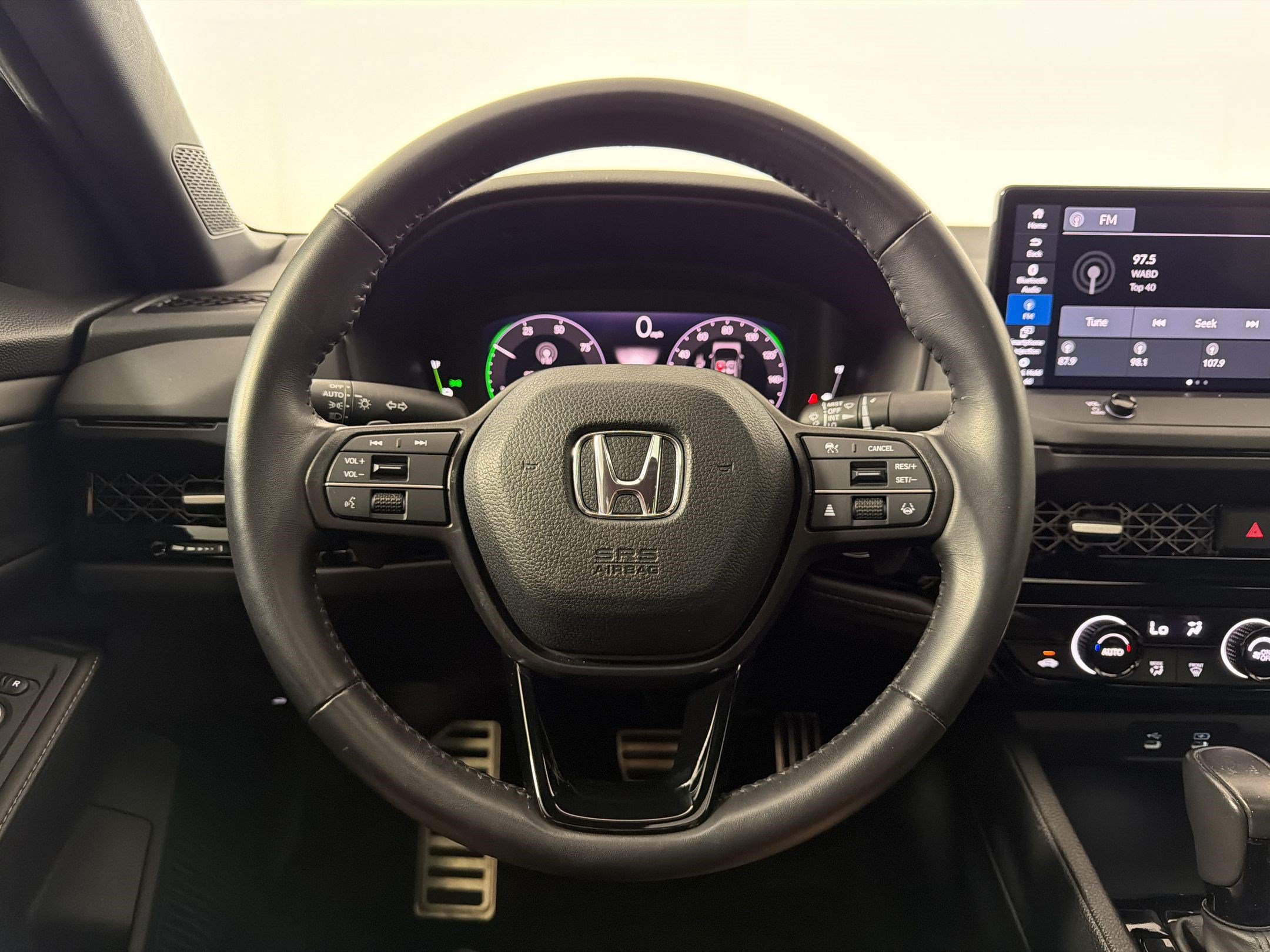Used 2023 Honda Accord Sport image 9