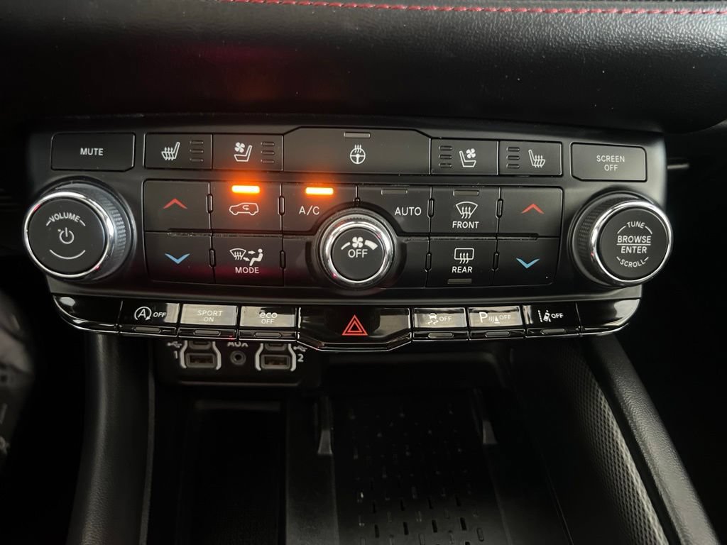 Used 2025 Dodge Durango GT AWD/4WD image 55