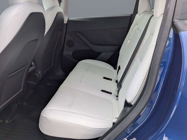 Used 2023 Tesla Model Y Long Range AWD/4WD image 12