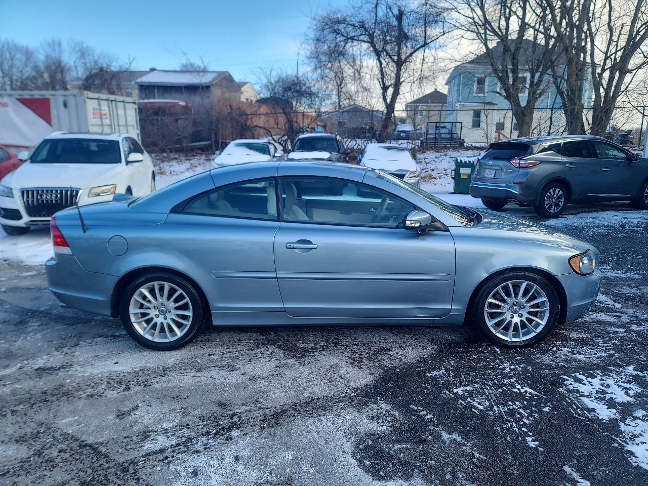 Used 2009 Volvo C70 T5 image 17