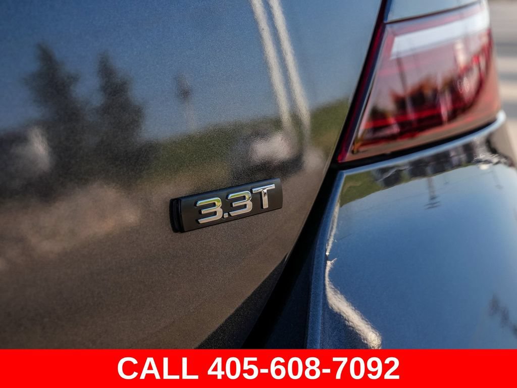 Used 2024 Genesis G70 3.3T Advanced RWD image 12