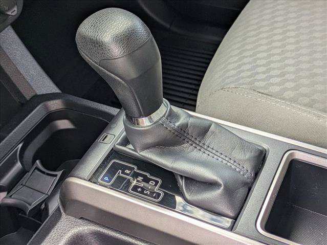 Used 2022 Toyota Tacoma SR5 RWD image 12