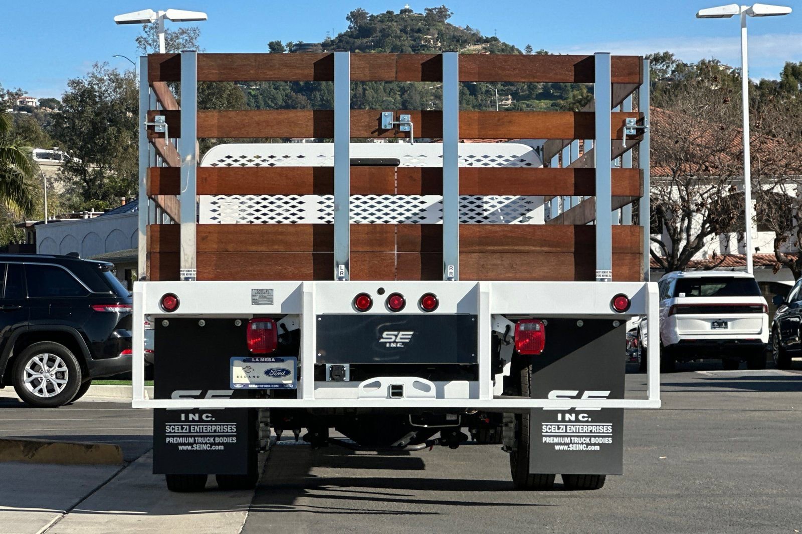 Used 2024 Ford F450 XL image 4