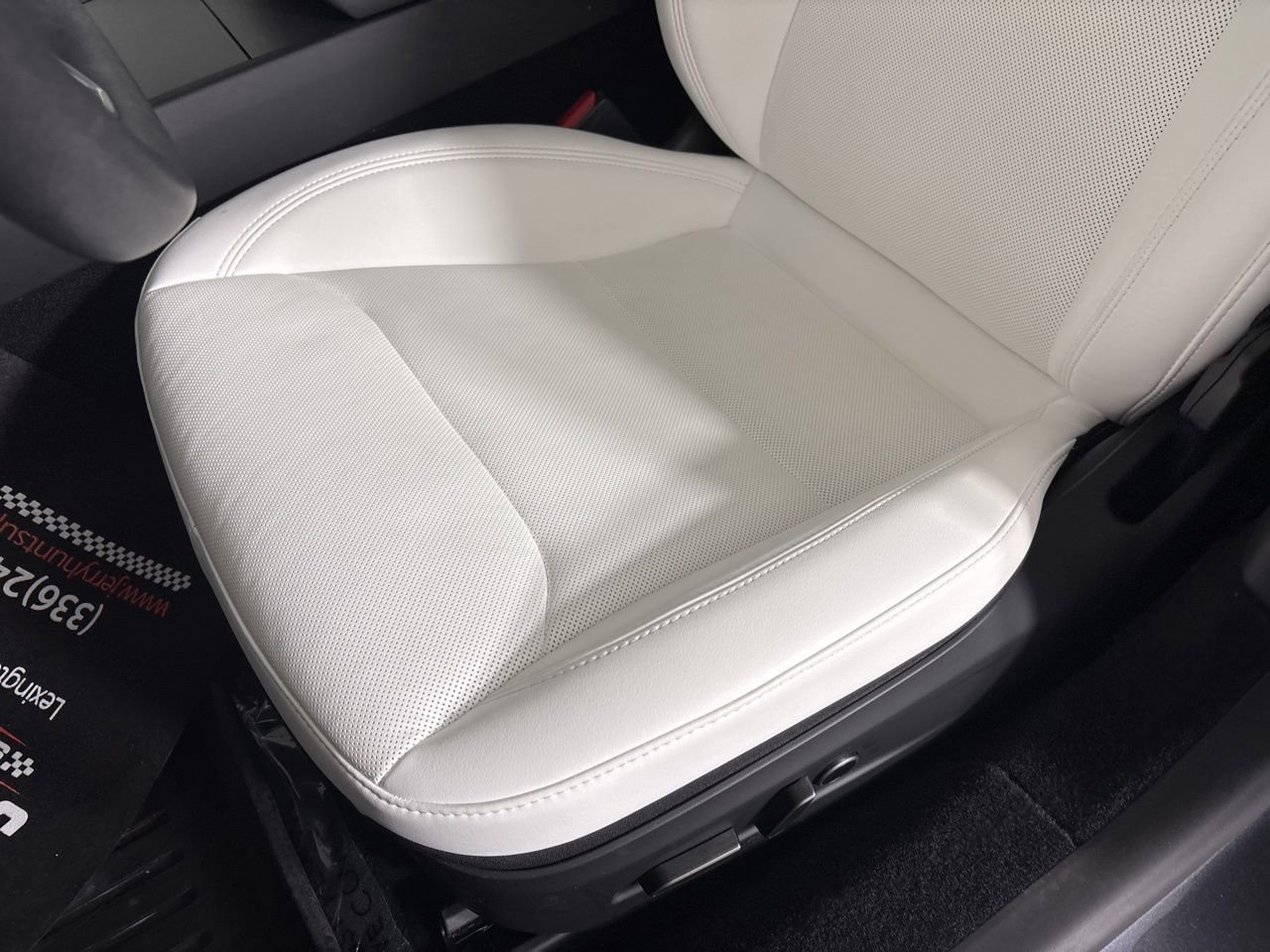 Used 2025 Tesla Model 3 Long Range image 9